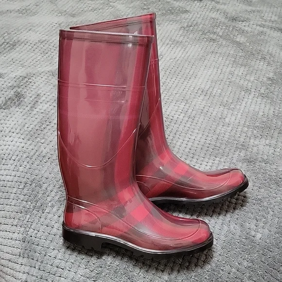 Burberry rain boots - Picture 2 of 7